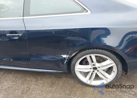 2009 Audi A5 3.2L z USA, uszkodzony, nr VIN WAUDK78T19A003383